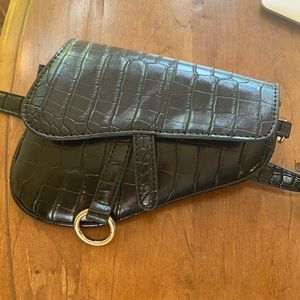 Croc embossed saddle bum bag, waist belt